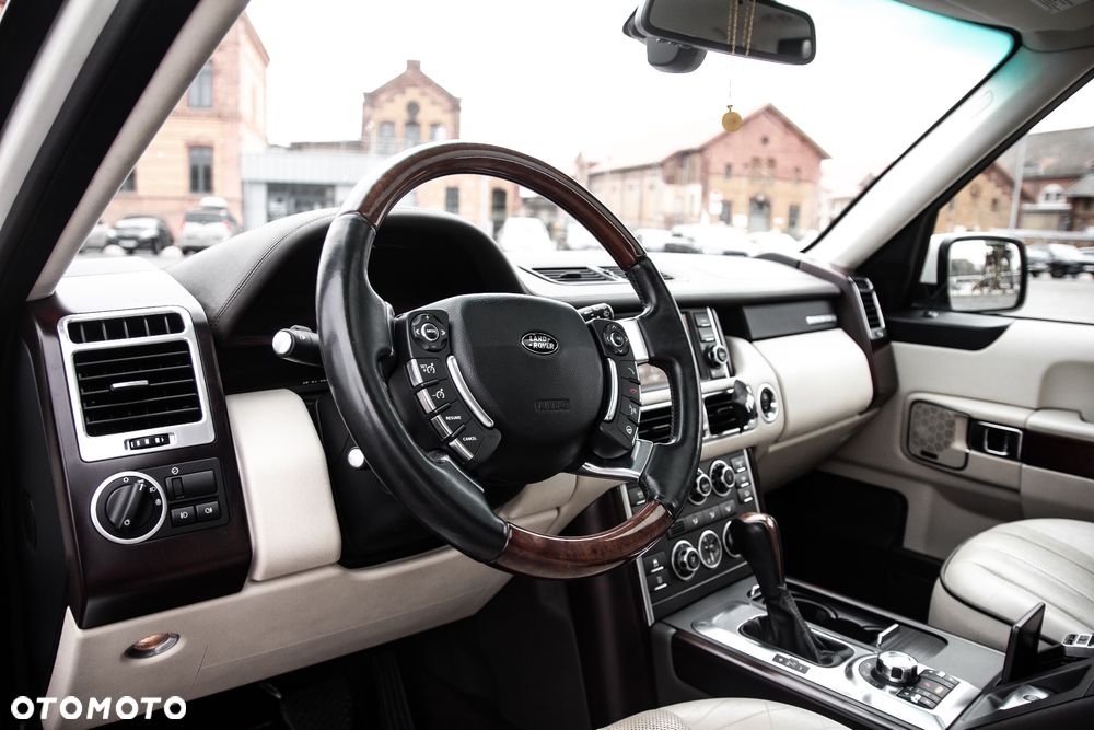 Land Rover Range Rover V8 Supercharged - 12