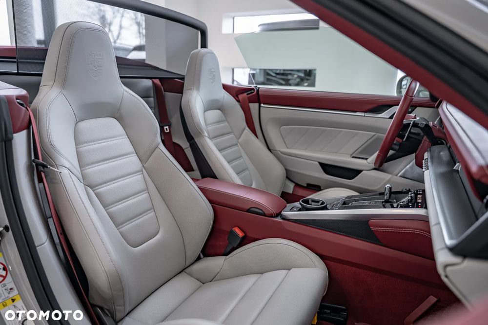 Porsche 911 Turbo S - 39