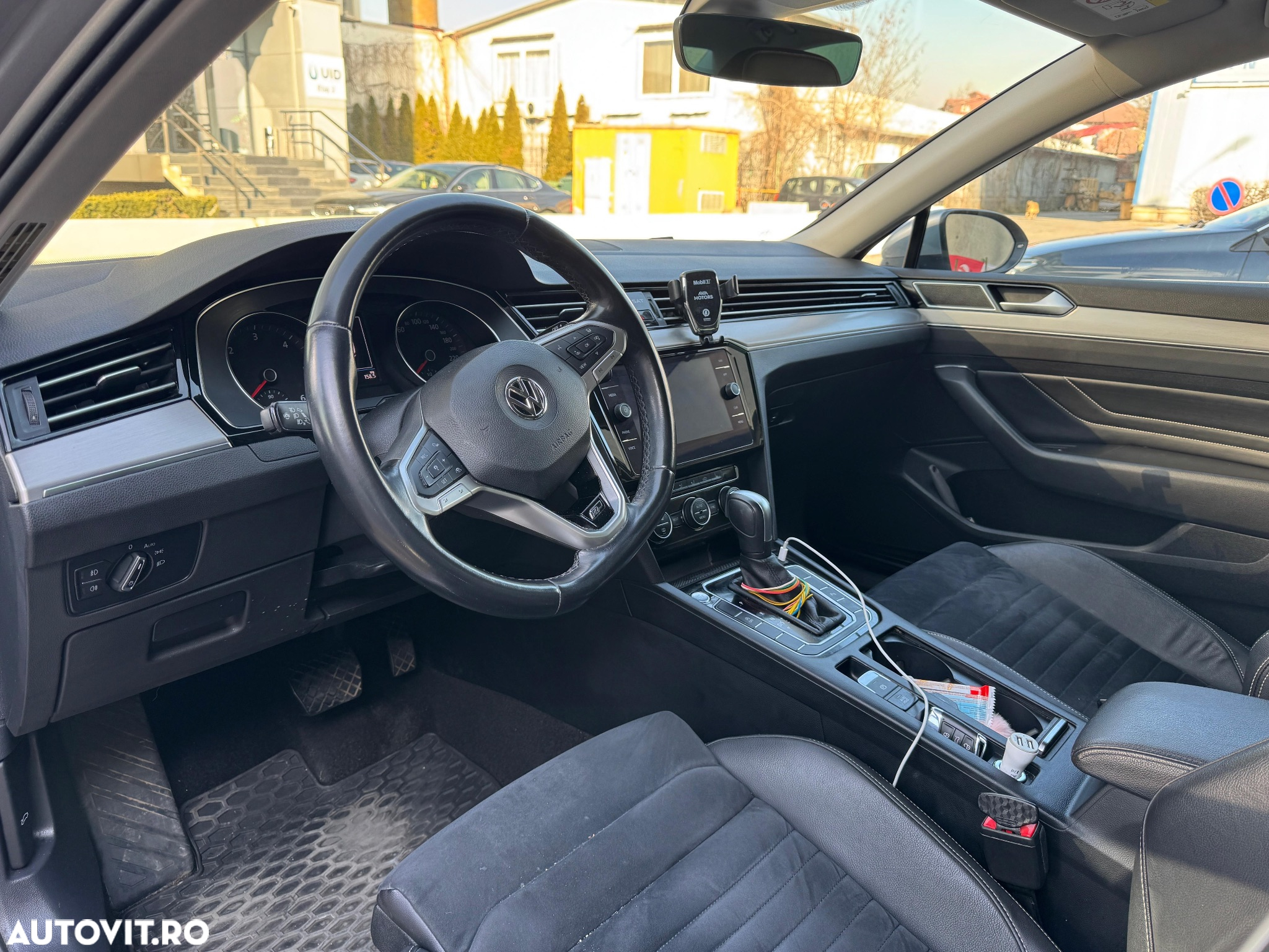 Volkswagen Passat 2.0 TDI (BlueMotion Technology) DSG Comfortline - 8