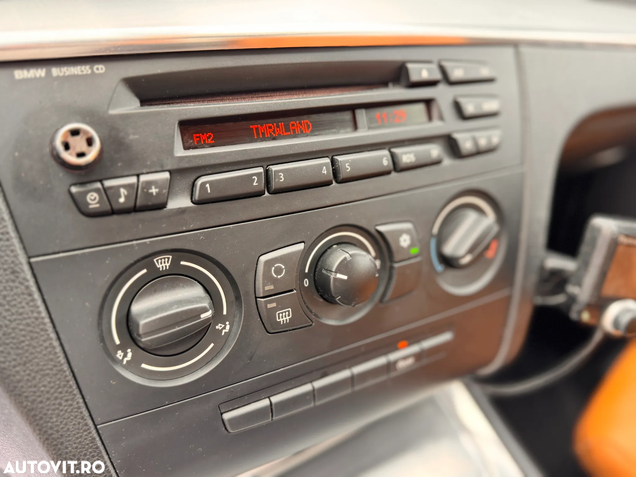BMW Seria 1 118d - 31