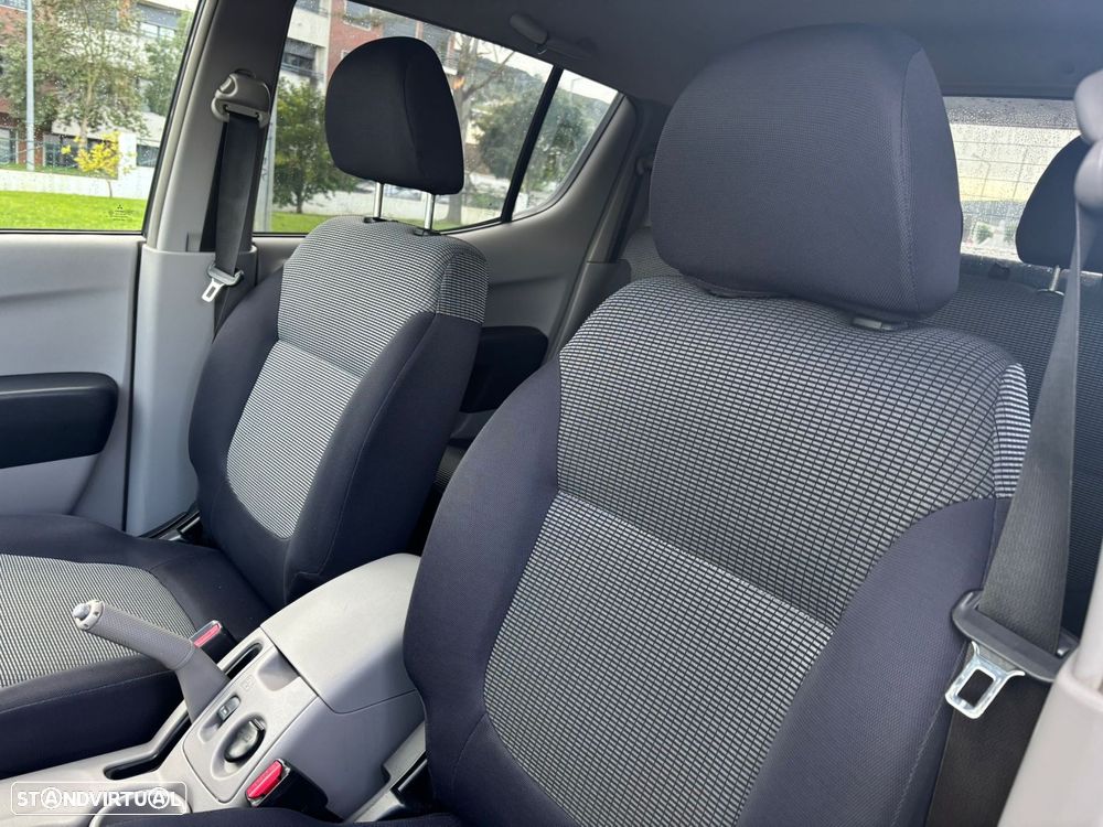 Mitsubishi L200 2.5 DI-D CD Intense AC/JLL - 19