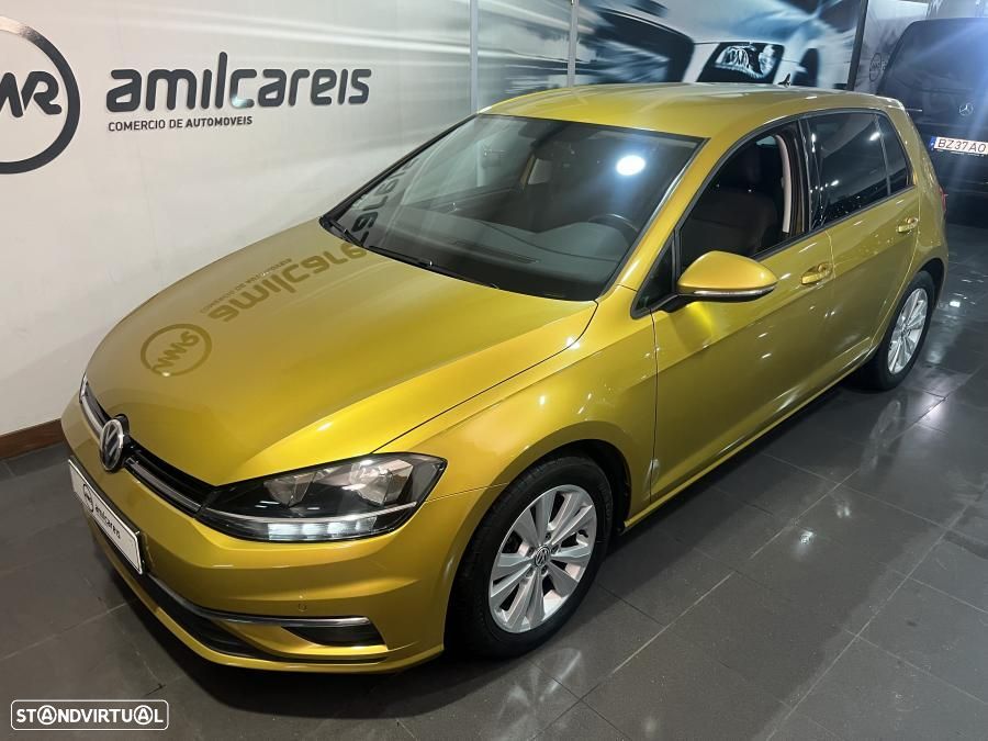 VW Golf 1.6 TDI Confortline - 4