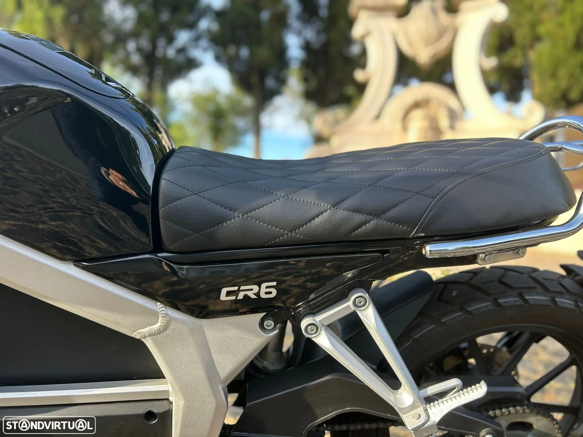 Horwin CR6 55AH CAFE RACER - 8