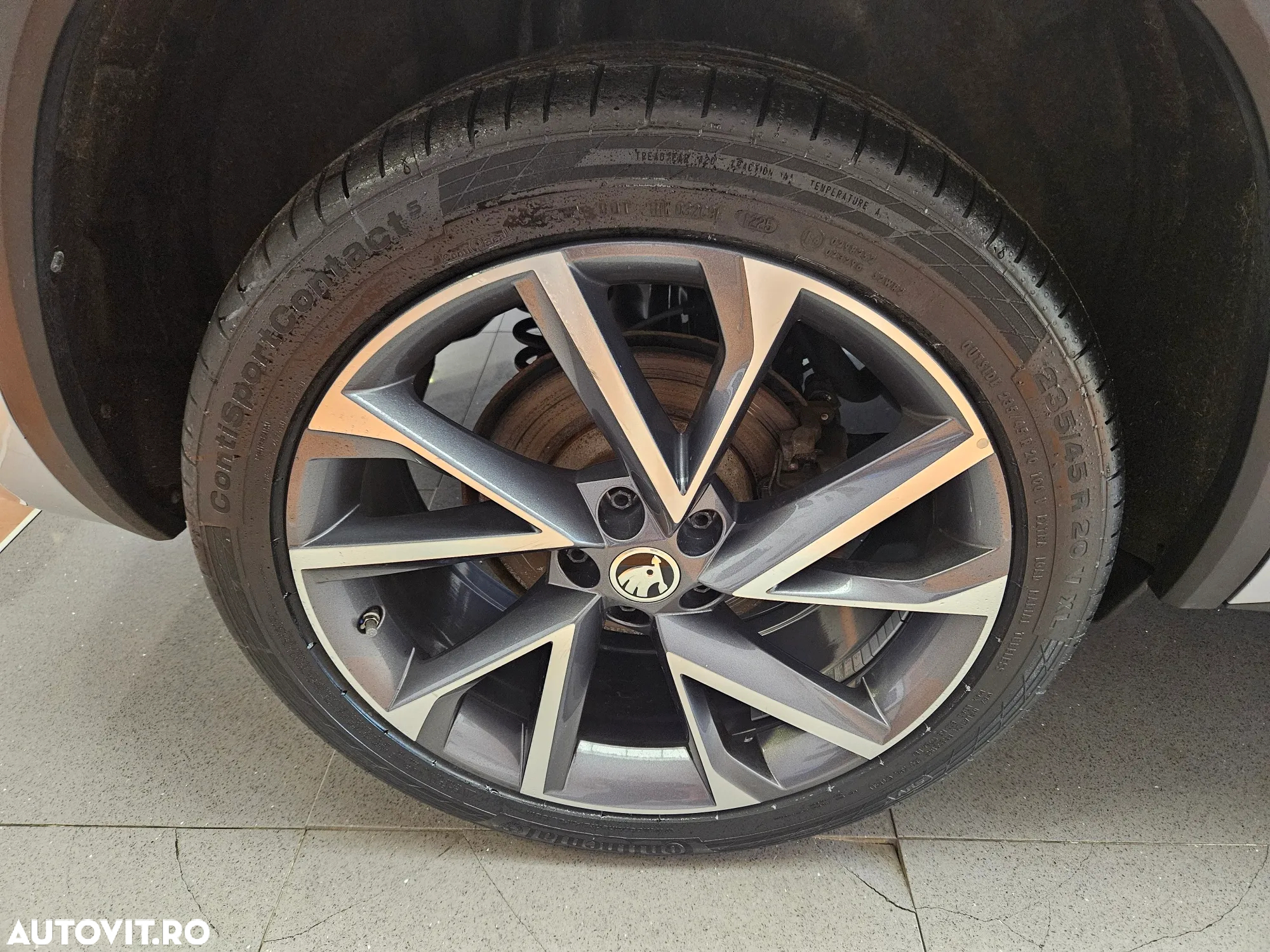 Skoda Kodiaq 2.0 TDI 4X4 DSG Sportline - 8