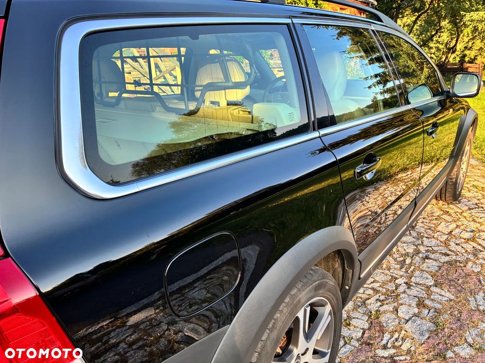 Volvo XC 70 D5 AWD Summum - 16