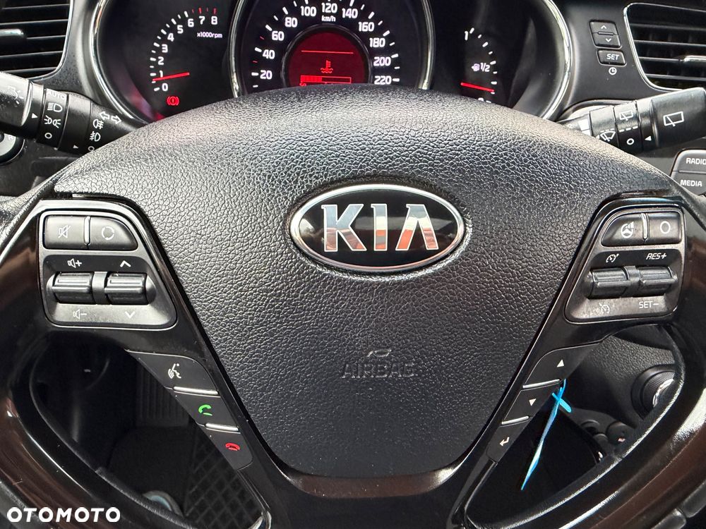 Kia Ceed 1.6 GDI Platinum Edition - 31