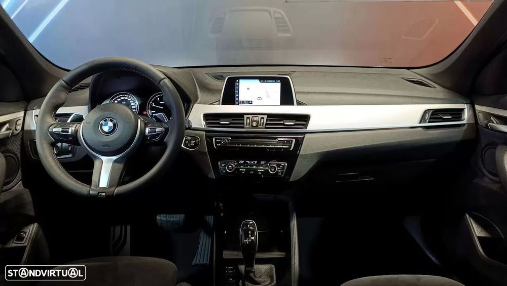 BMW X1 18 d sDrive Auto Pack M - 25
