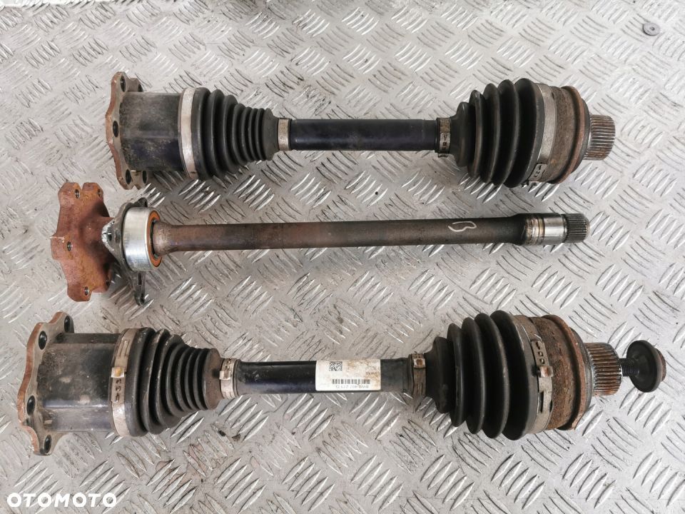 Audi A4 B9 8W 15-22 1.4 TFSI Półoś prawa lewa