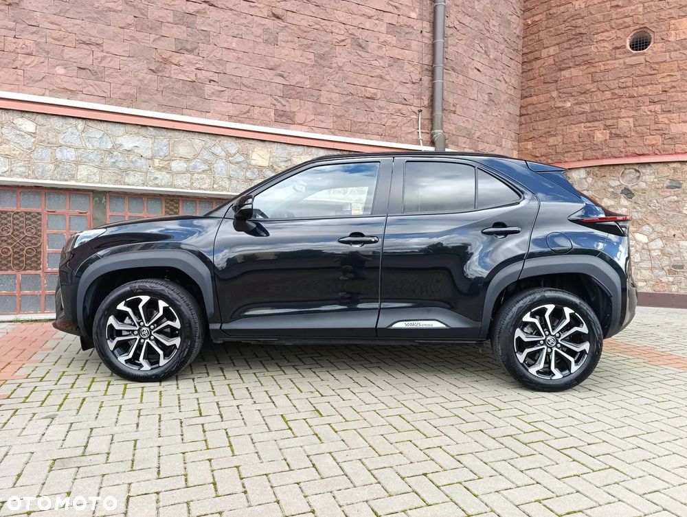 Toyota Yaris Cross Hybrid 1.5 Executive - 4