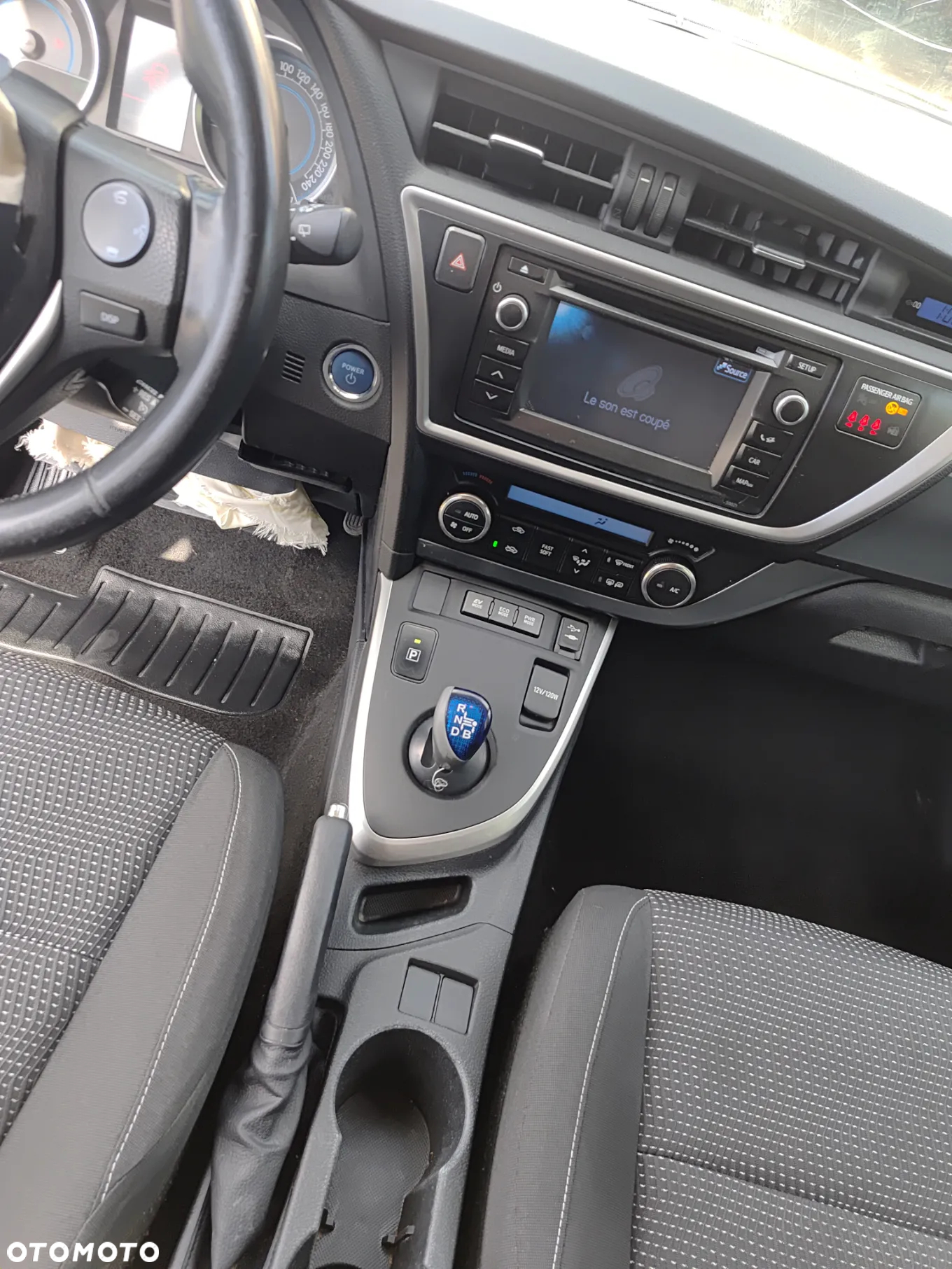 Toyota Auris 1.8 VVT-i Hybrid Automatik Comfort - 28