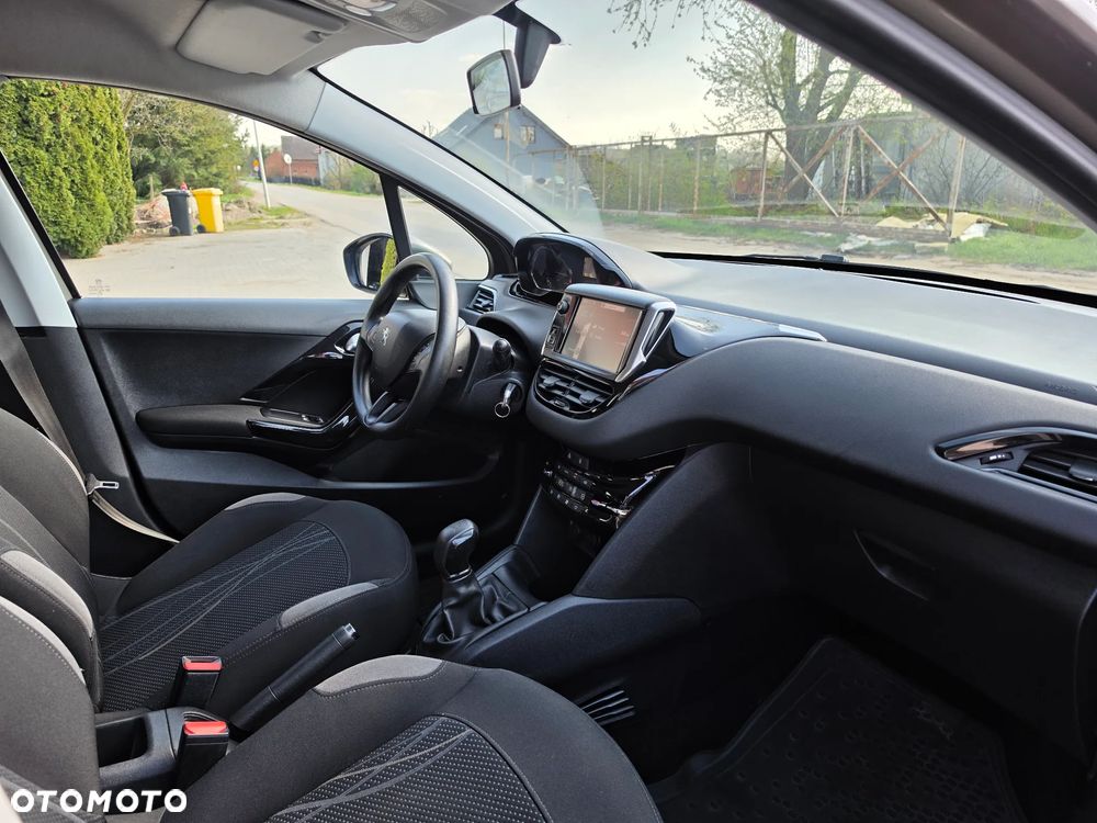 Peugeot 208 1.4 VTi Active - 8