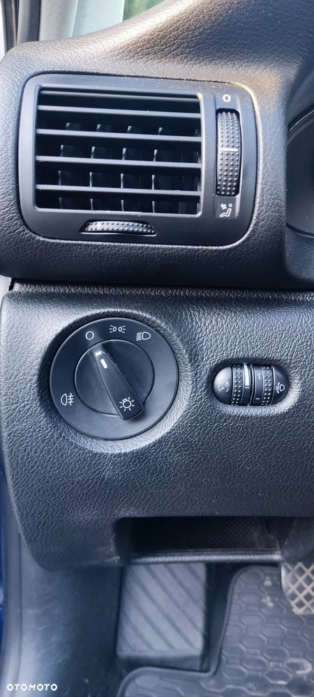 Volkswagen Passat 1.6 Basis - 14