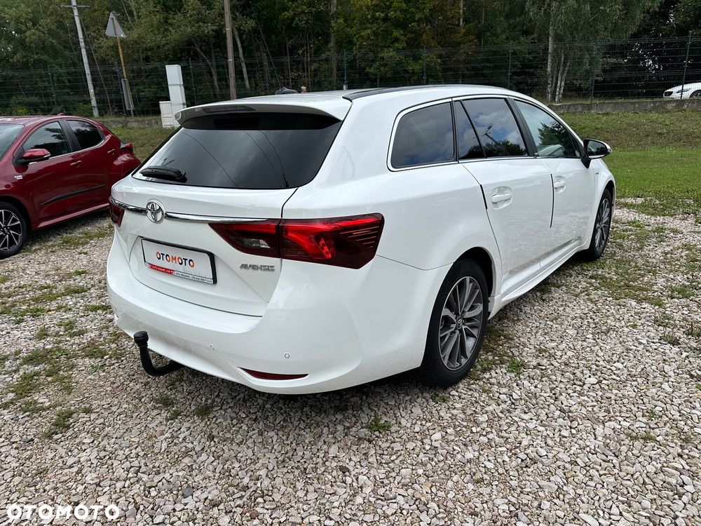 Toyota Avensis 1.8 Selection - 6
