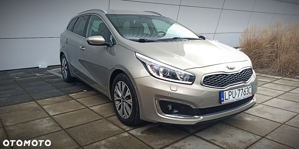 Kia Ceed 1.6 CRDi 136 DCT ISG Platinum Edition - 7