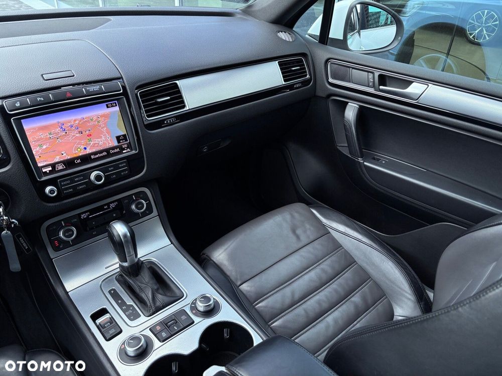 Volkswagen Touareg - 18