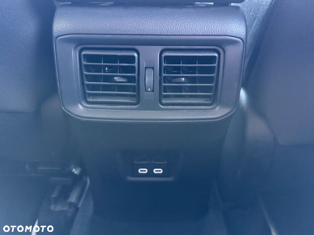Toyota RAV4 - 26