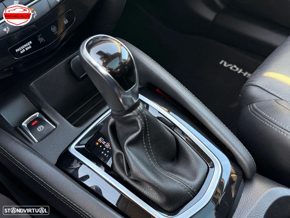 Nissan Qashqai 1.6 dCi N-Connecta Led Xtronic - 32