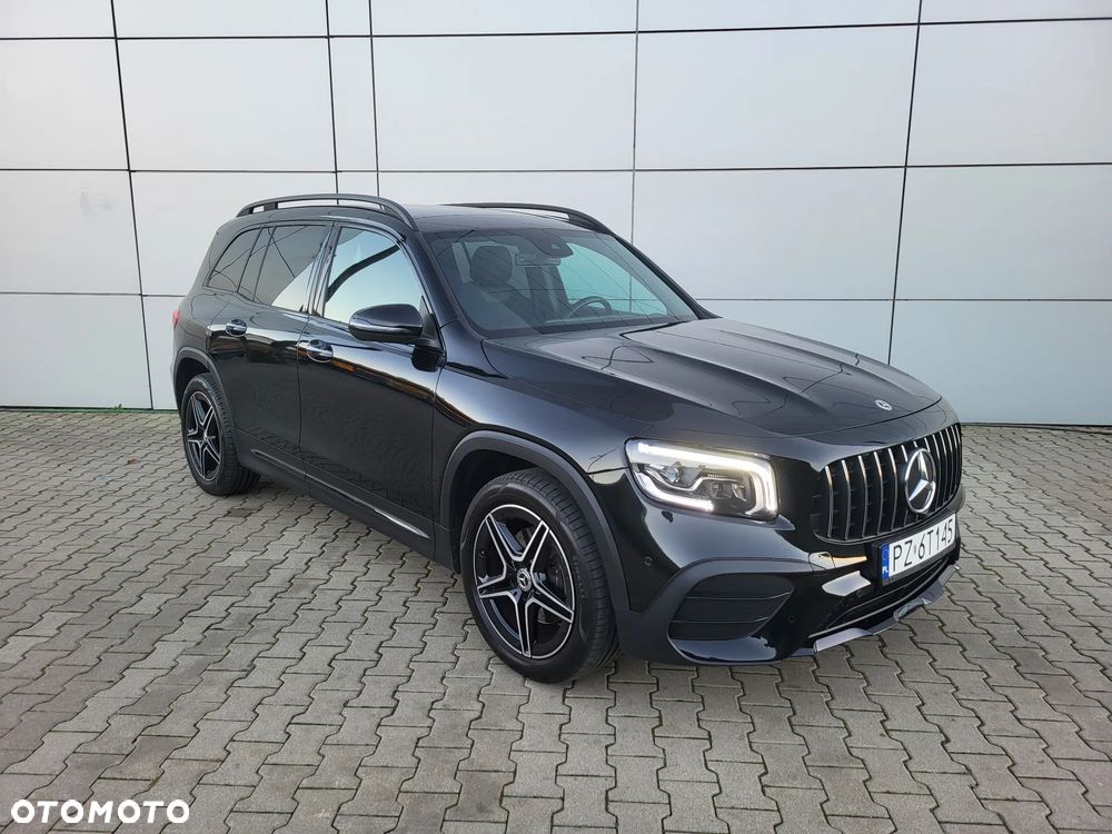 Mercedes-Benz Glb