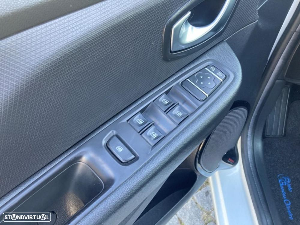 Renault Clio 0.9 TCe Zen - 22