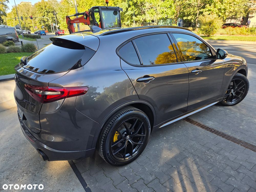 Alfa Romeo Stelvio 2.0 Turbo Veloce Q4 - 16