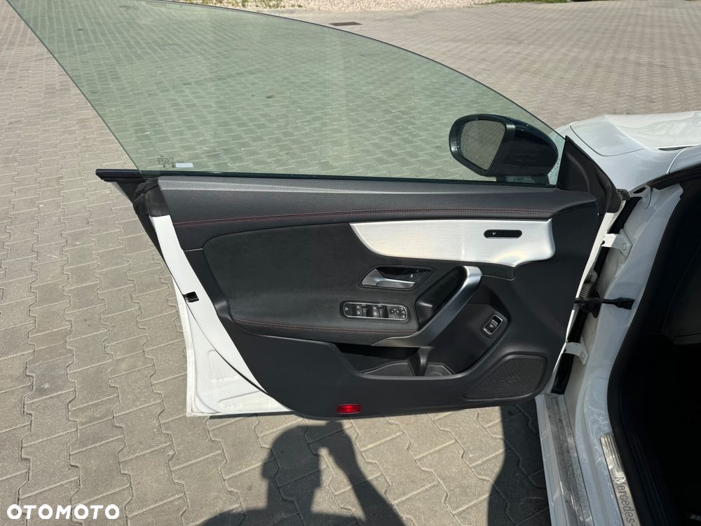 Mercedes-Benz CLA 200 d 8G-DCT AMG Line Advanced Plus - 14