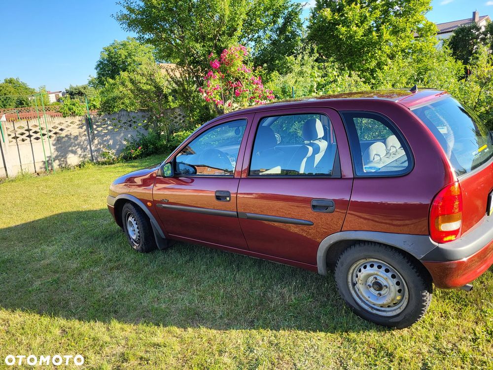 Opel Corsa - 3