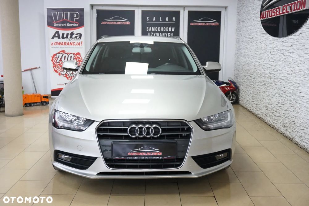 Audi A4 Avant 2.0 TDI DPF Ambiente - 2
