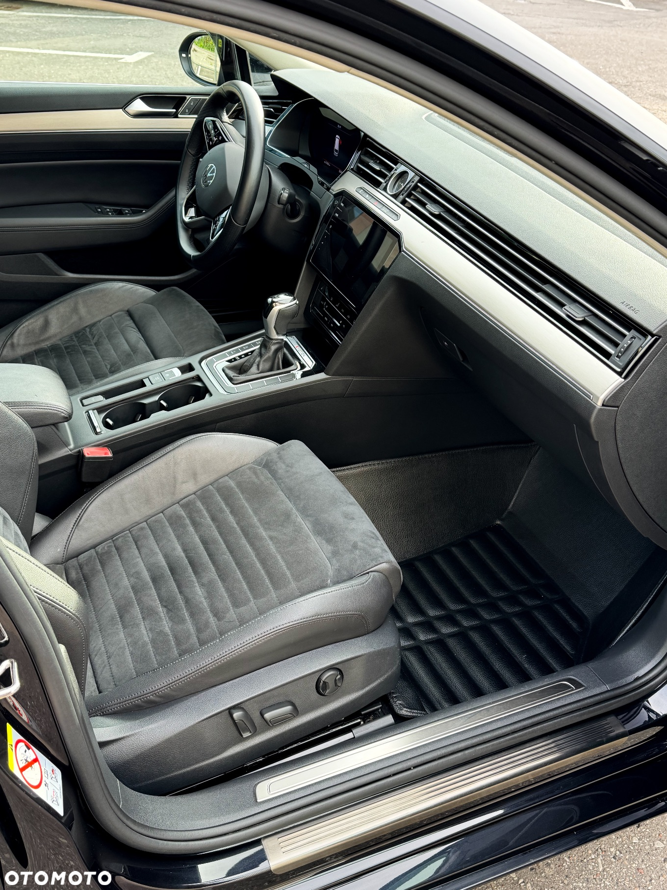 Volkswagen Passat Variant 2.0 TDI SCR 4Motion DSG (BMT) Highline - 9