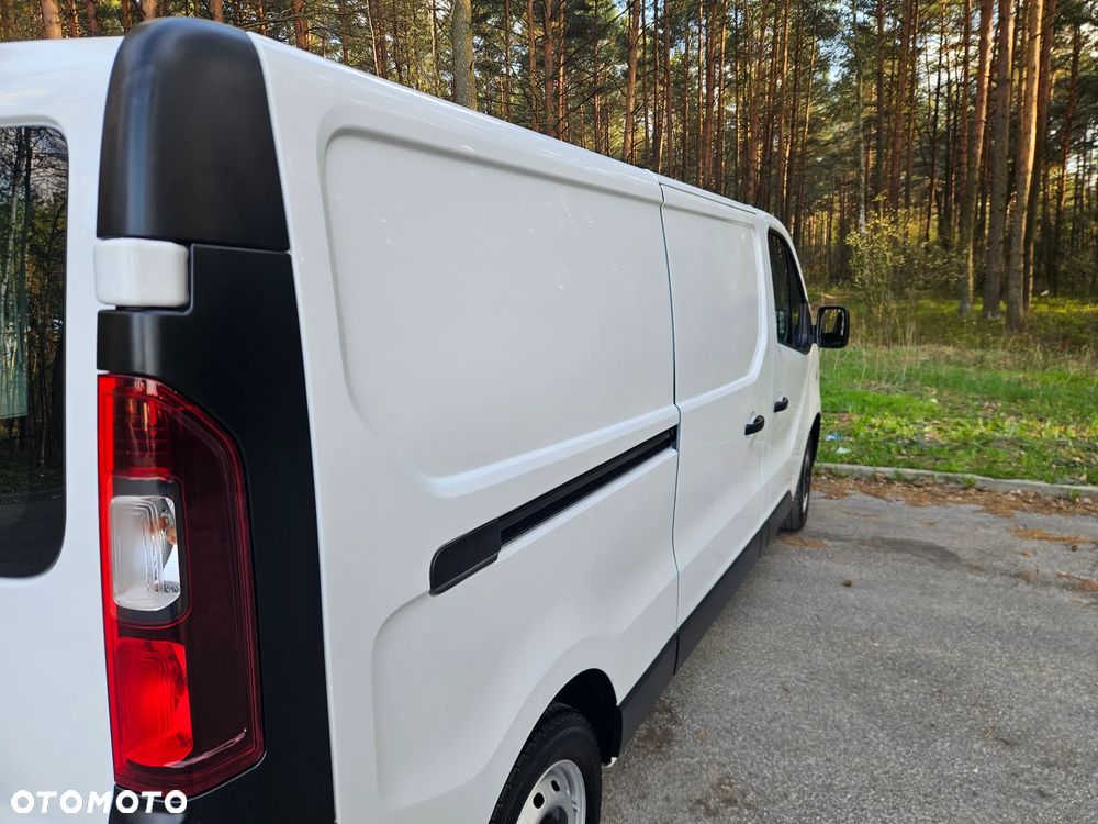 Opel Vivaro - 14