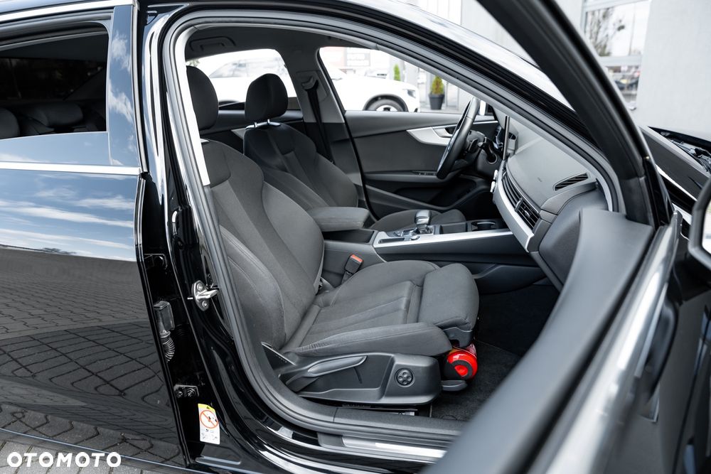 Audi A4 Limousine 35 TFSI S tronic sport - 21