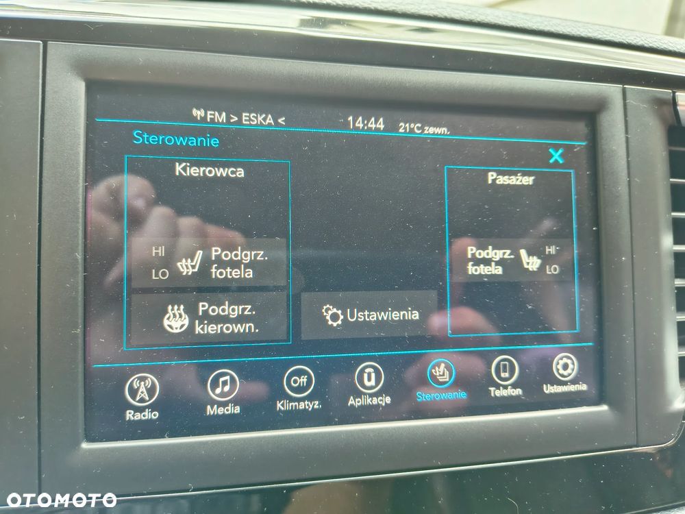 Chrysler Pacifica - 11