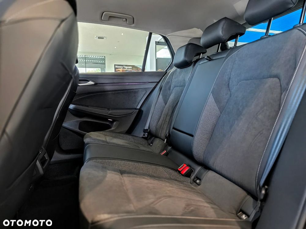 Volkswagen Golf 1.5 TSI Life Plus - 6