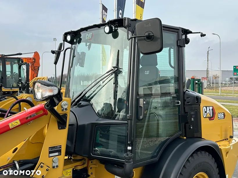 Caterpillar 906 - 21