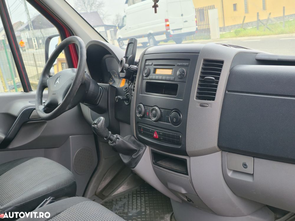 Mercedes-Benz Sprinter - 7