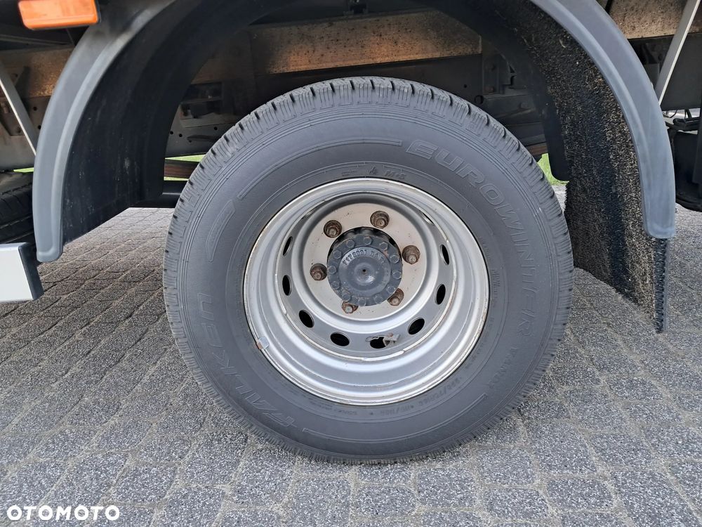 Iveco Daily 72C180 Kontener + Winda 1 Tona Salon Polska - 29