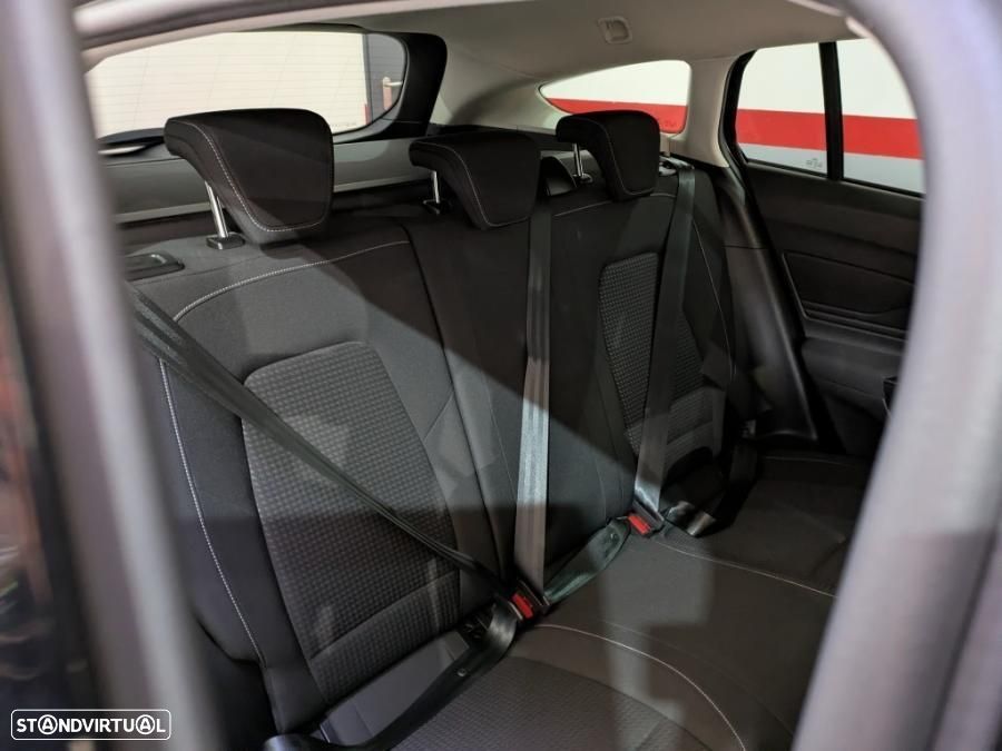 Ford Focus SW 1.5 TDCi EcoBlue Business - 40