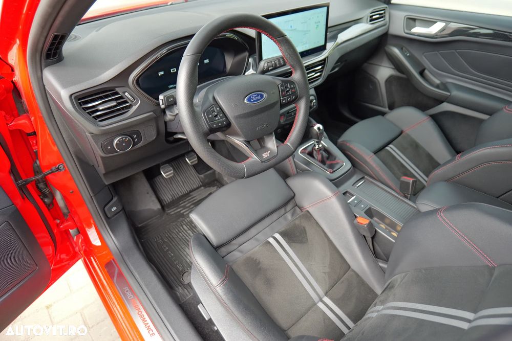 Ford Focus - 18