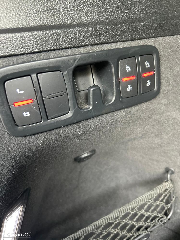 Audi Q7 3.0 TDI quattro S-line Tiptronic 7L - 34