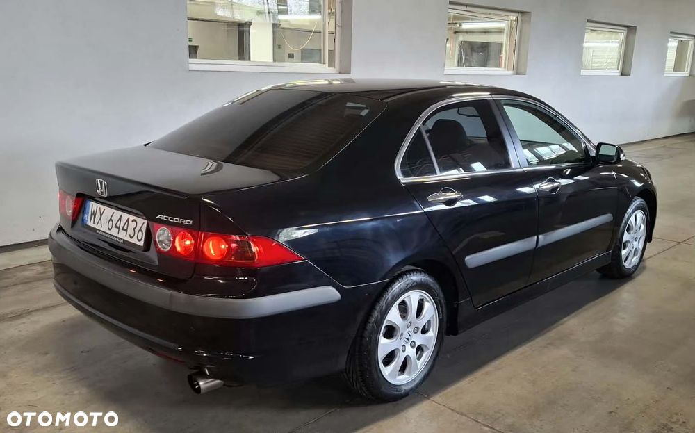 Honda Accord 2.0 Executive - 5