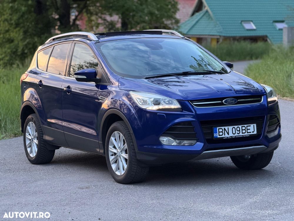 Ford Kuga 2.0 TDCi 4x4 Aut. Titanium - 2