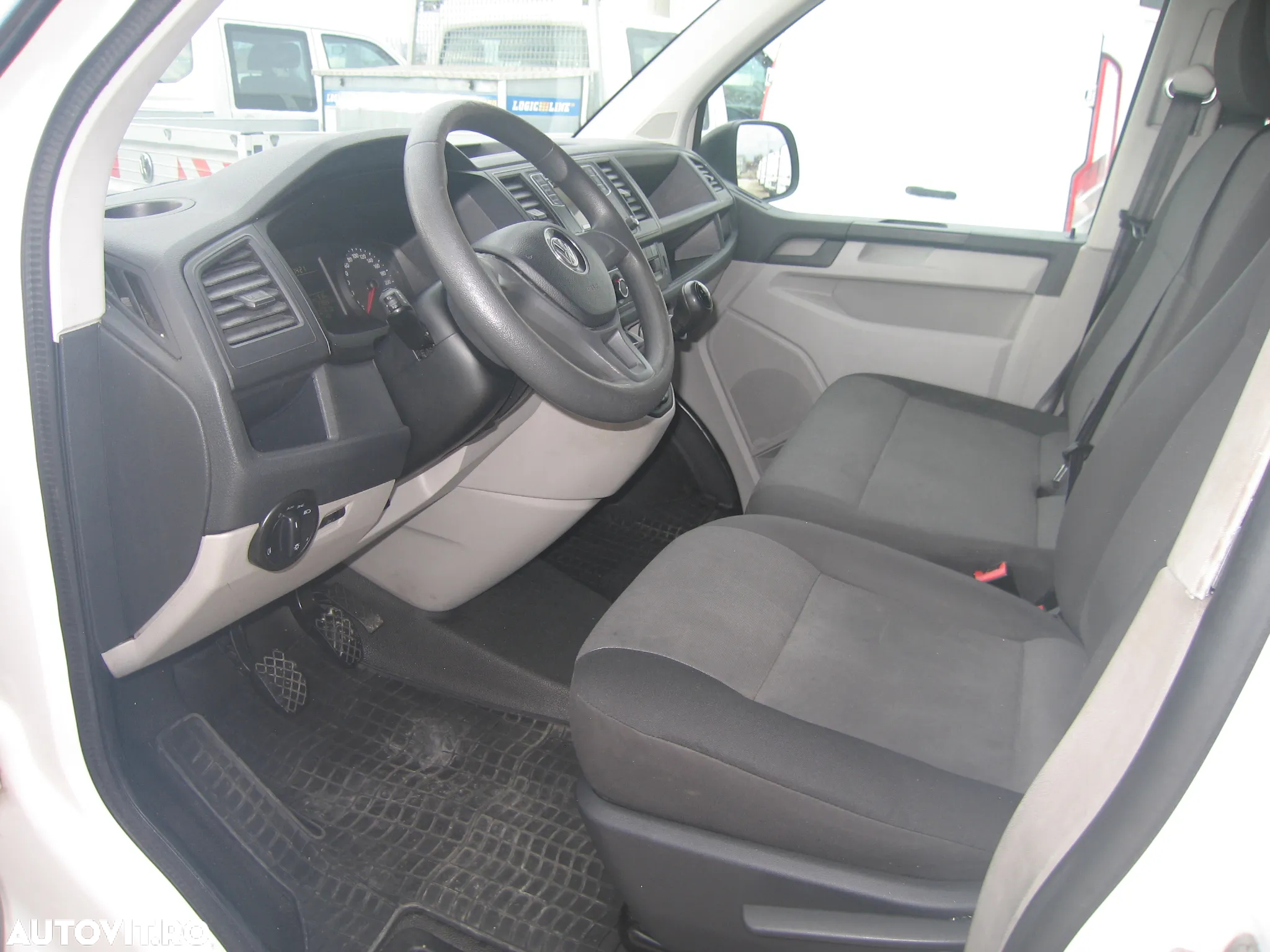 Volkswagen TRANSPORTER T 6, DUBA , 3 LOC. AC. - 16