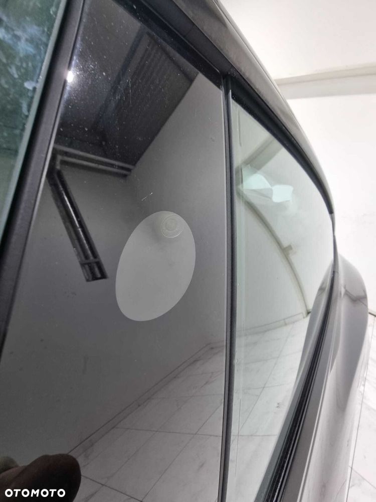 Tesla Model 3 - 26
