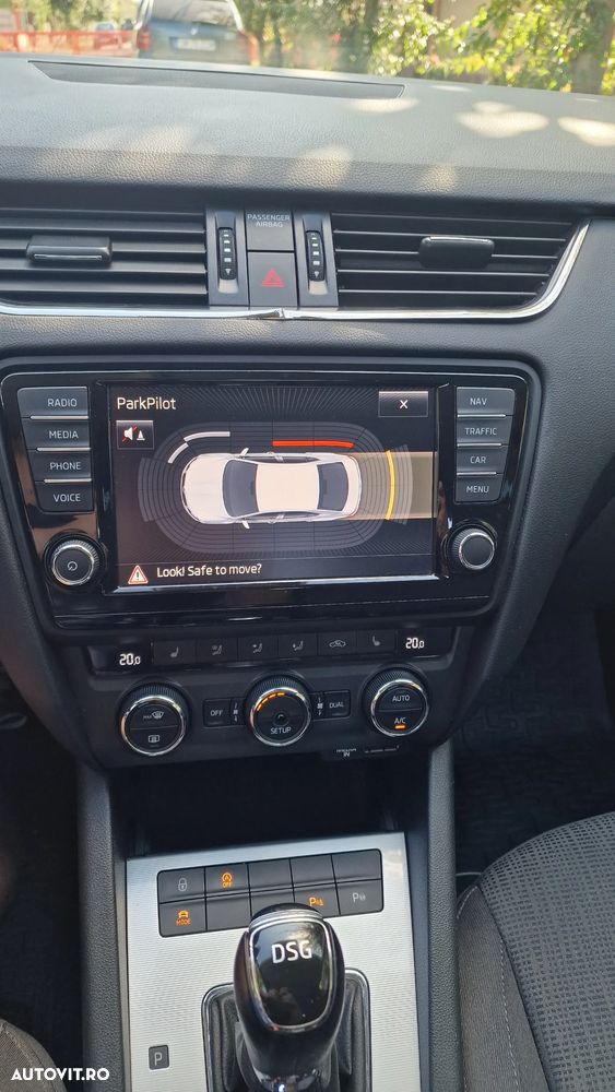 Skoda Octavia 1.6 TDI ELEGANCE DSG - 7