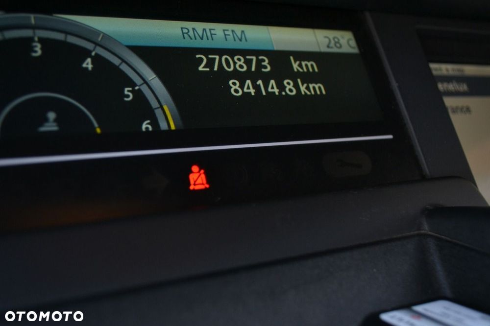 Renault Grand Scenic - 16