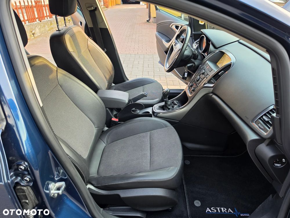 Opel Astra 1.7 CDTI Cosmo - 18