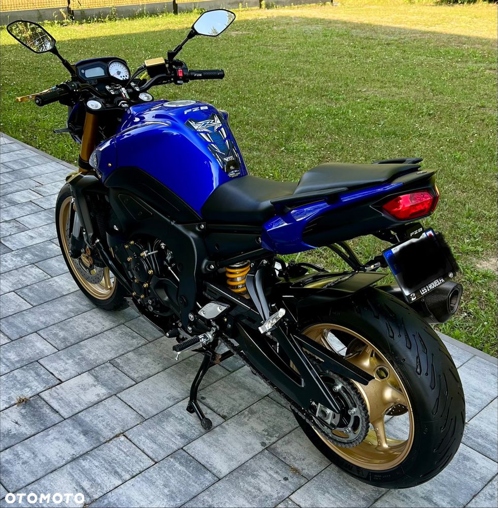 Yamaha FZ8 - 14