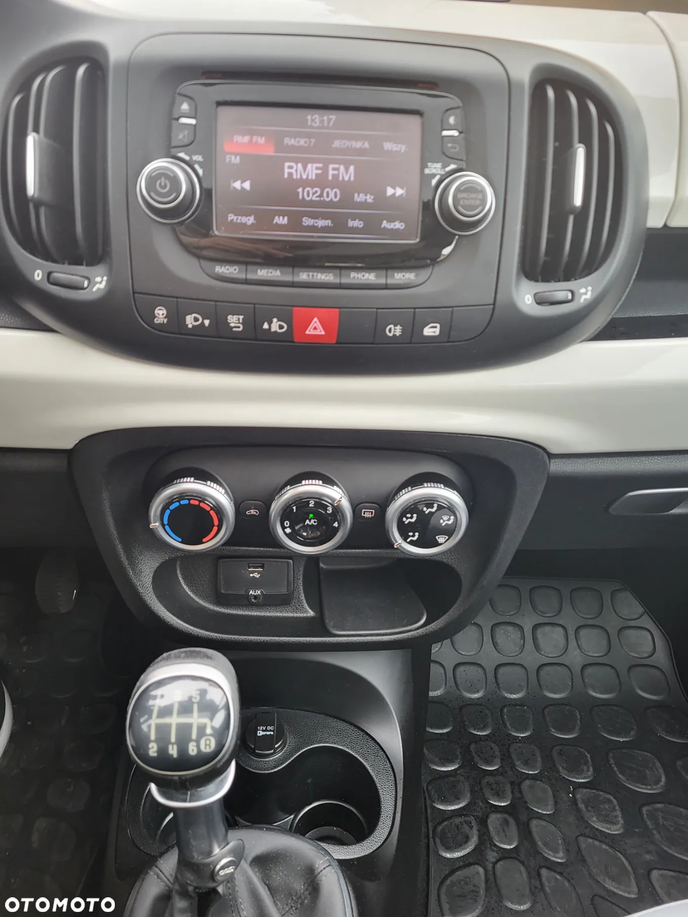 Fiat 500L 1.4 16V Lounge - 6