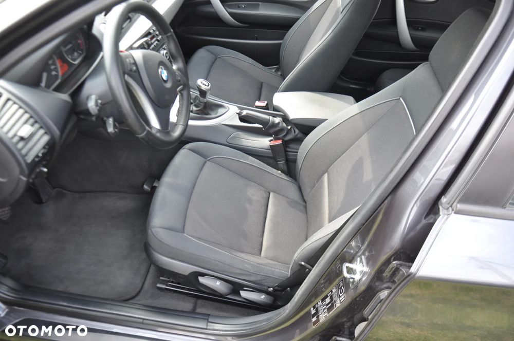 BMW Seria 1 118d - 18