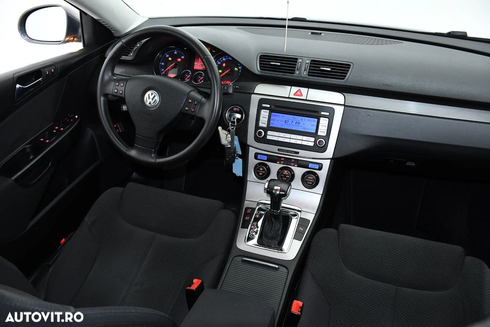 Volkswagen Passat 2.0 TDI DPF DSG Comfortline - 5