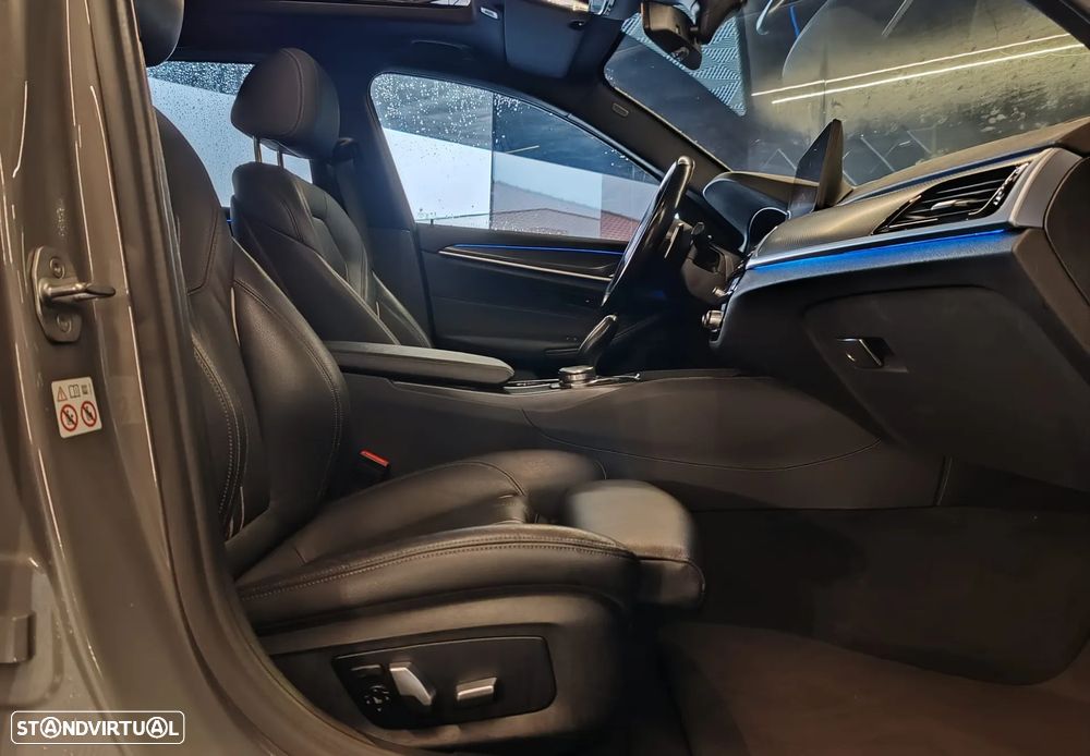 BMW 530 e Pack Desportivo M - 30